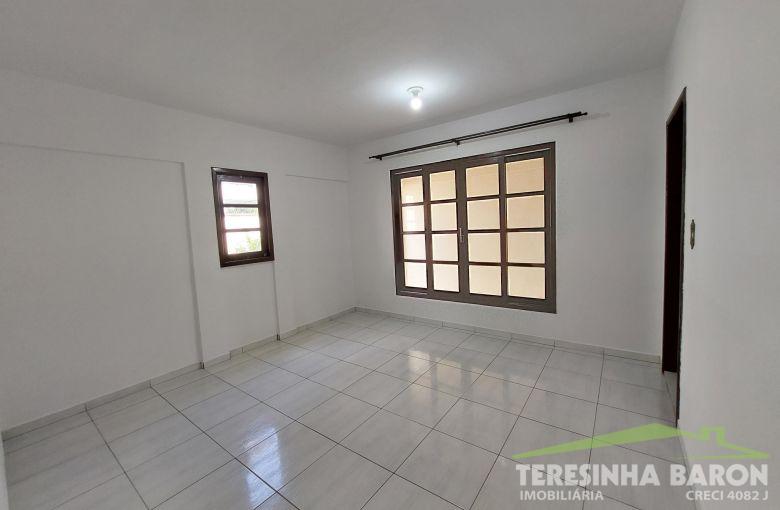 Casa Piso Inferior - Bairro Santa Rita