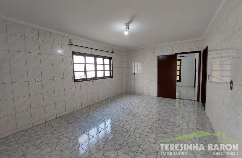 Casa Piso Inferior - Bairro Santa Rita