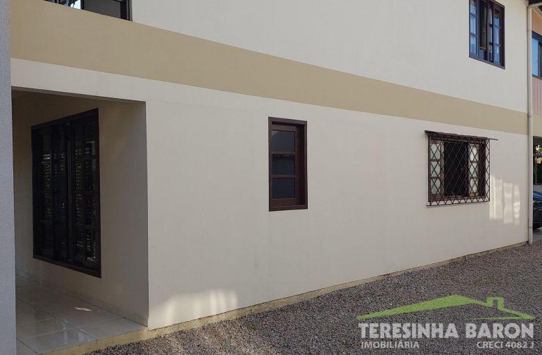 Casa Piso Inferior - Bairro Santa Rita
