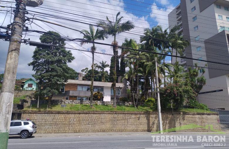 TERRENO - COMERCIAL