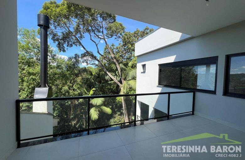 Casa alto padrão