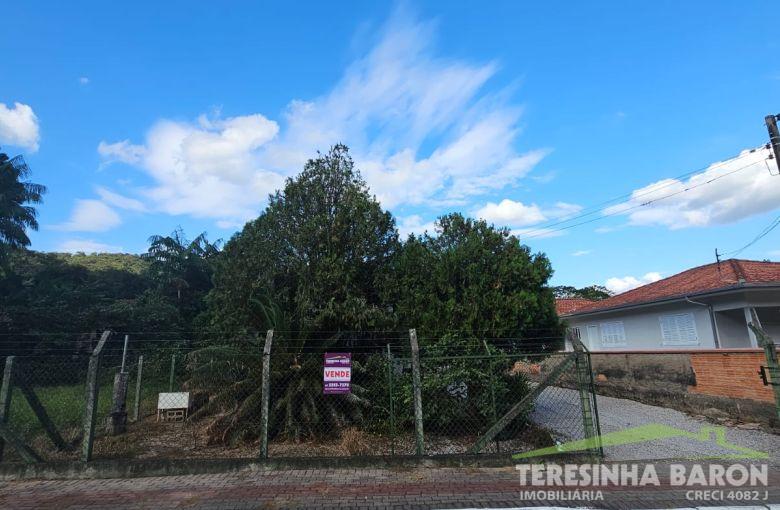 Terreno Amplo e Versátil - Oportunidade