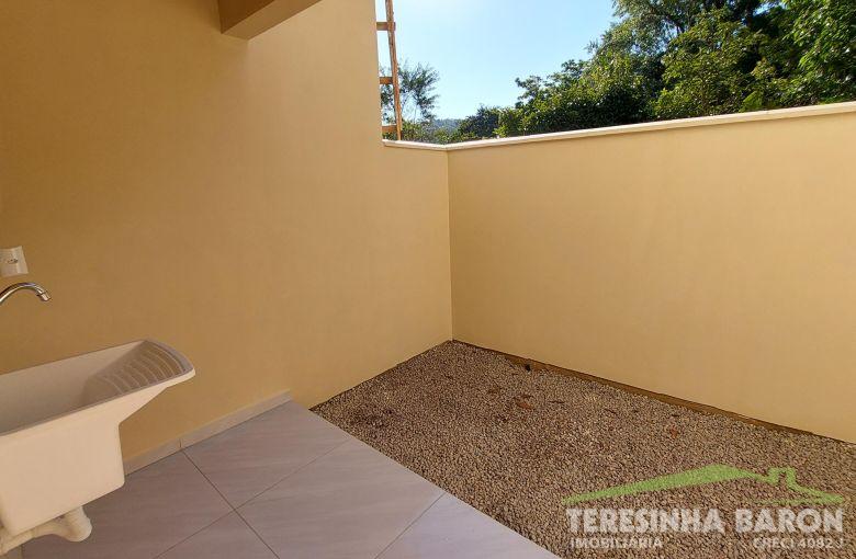 Casa Geminada - Bairro Bateas