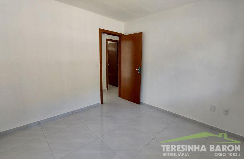 Casa Geminada - Bairro Bateas