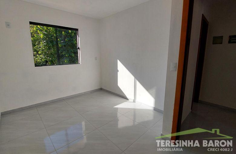 Casa Geminada - Bairro Bateas