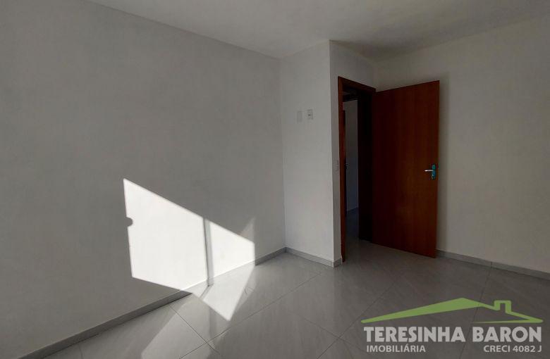 Casa Geminada - Bairro Bateas