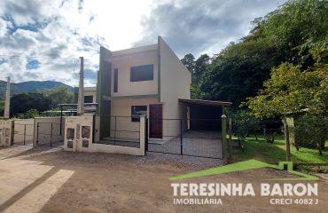 Casa Geminada - Bairro Bateas