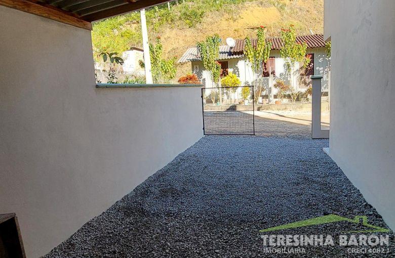 Casa Geminada - Bairro Bateas