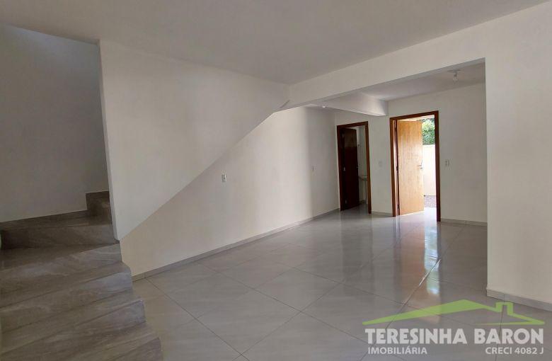 Casa Geminada - Bairro Bateas