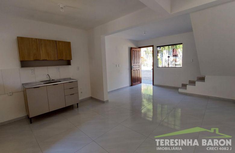 Casa Geminada - Bairro Bateas