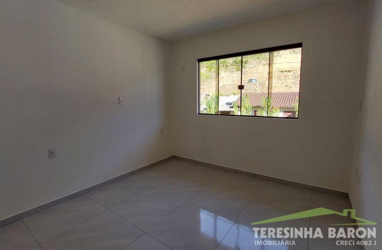 Casa Geminada - Bairro Bateas