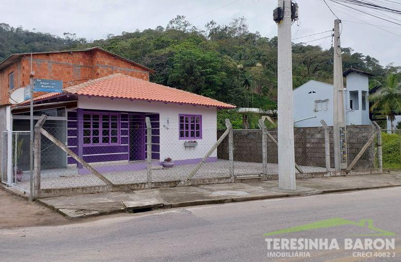 Casa - Bairro Bateas