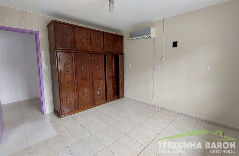 Casa - Bairro Bateas